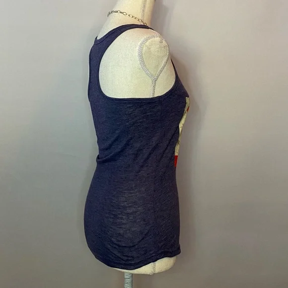 Tops/T-Shirts/Tanks👚 - 2 for $15 or 3 for $20 (Mix & Match) - Picture 3 of 5